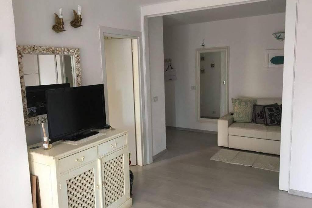 Bilocale Ristrutturato Con Piscina. Spiagge Vicine. Villa Porto Rotondo Luaran gambar