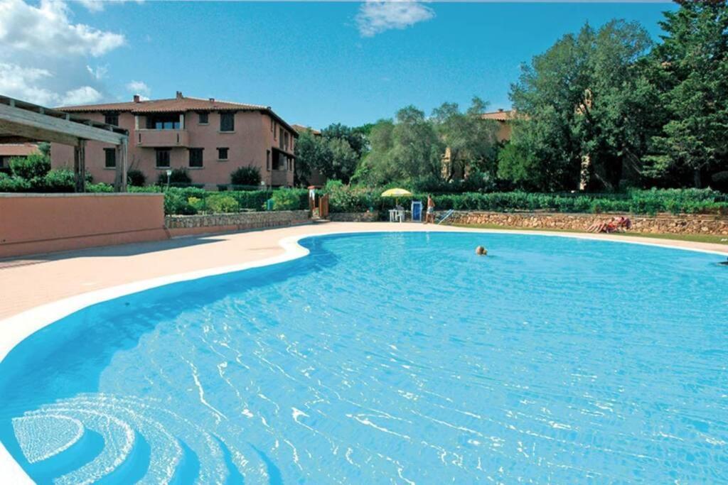 Bilocale Ristrutturato Con Piscina. Spiagge Vicine. Villa Porto Rotondo Luaran gambar
